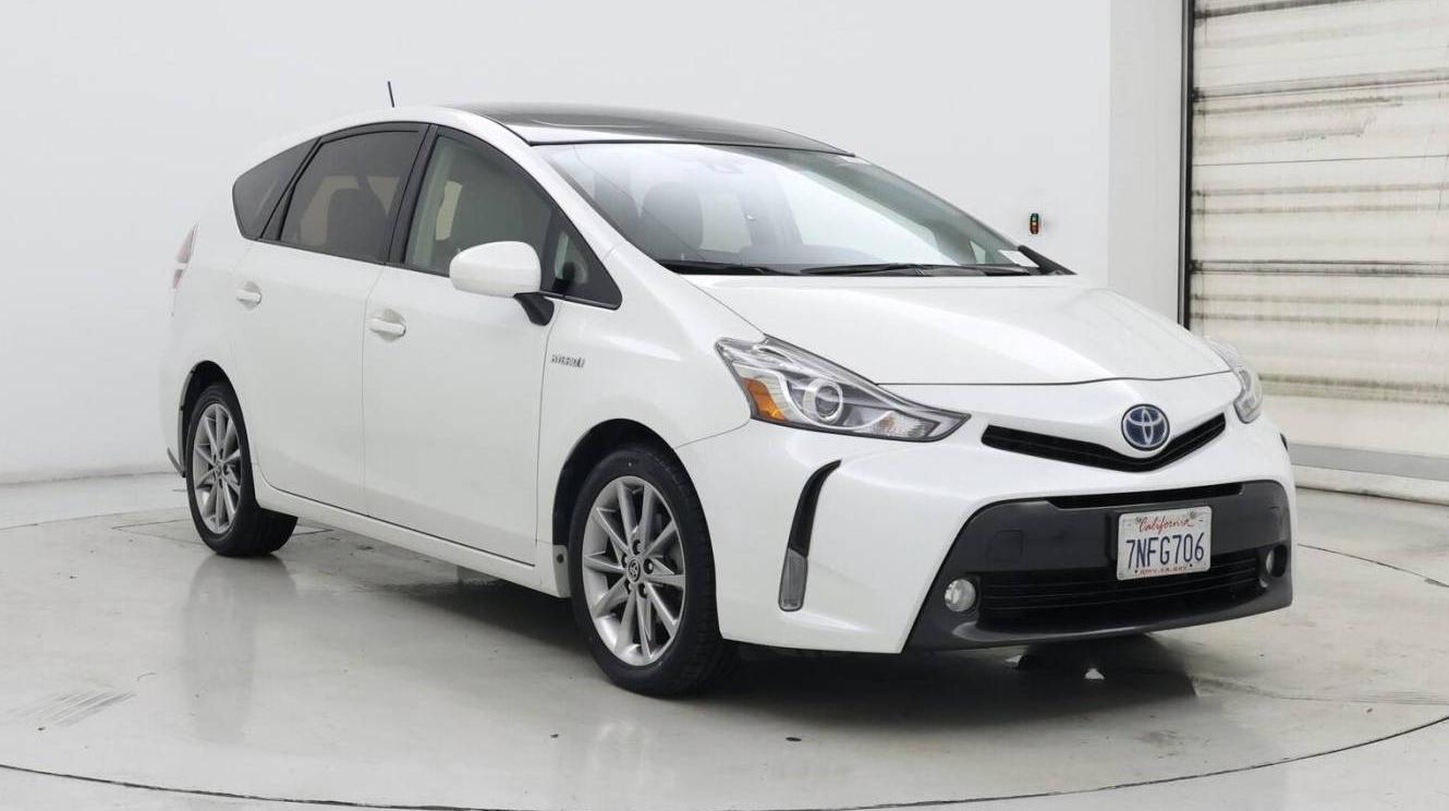 TOYOTA PRIUS V 2015 JTDZN3EUXFJ040000 image